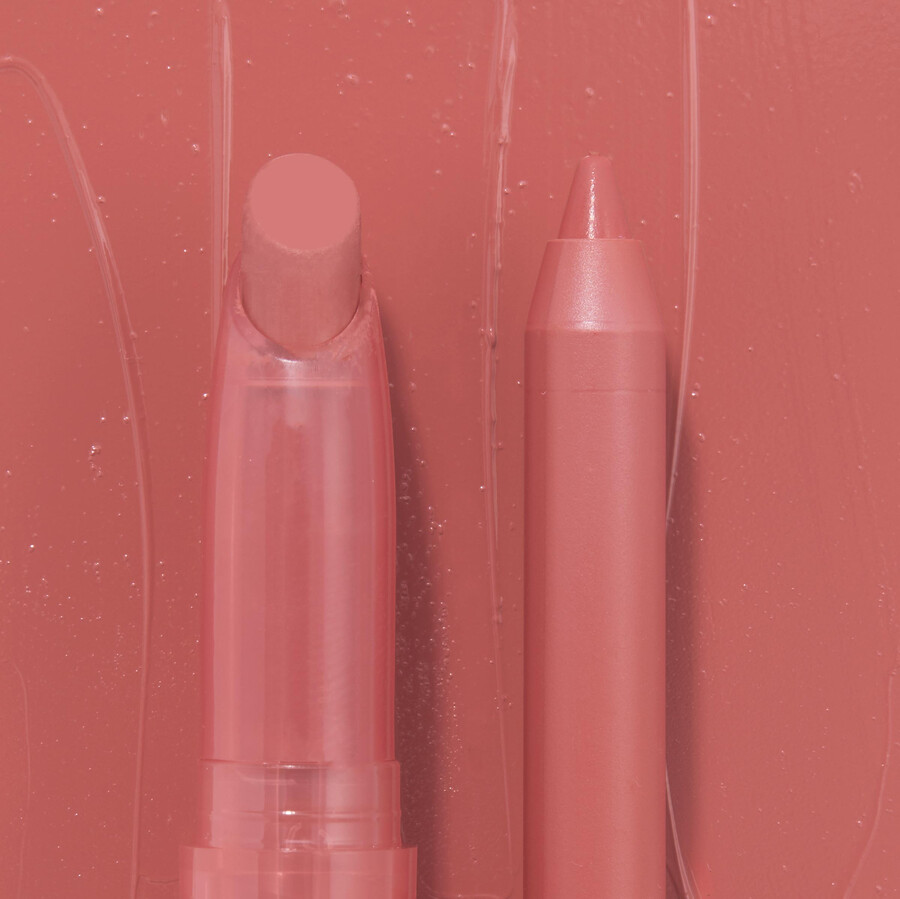 ensemble crayon à lèvres et rouge à lèvres