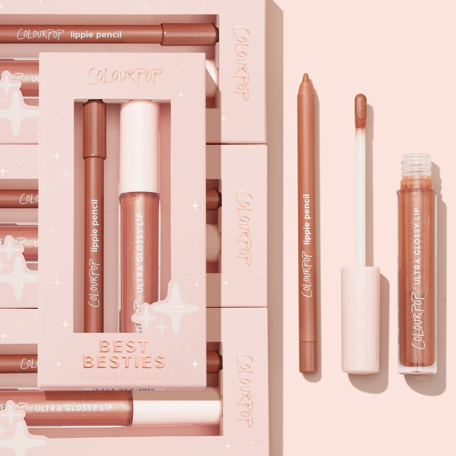 ensemble crayon à lèvres et gloss