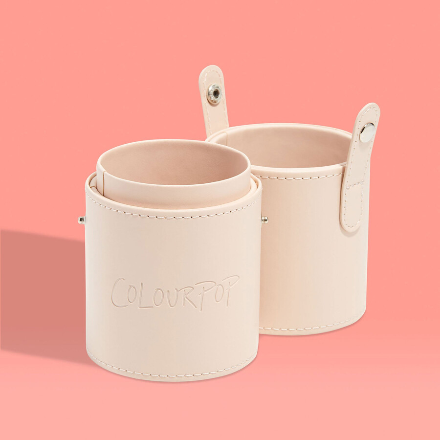 petit gobelet de rangement